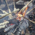 Lagerfeuer mit Stockbrot